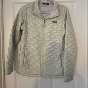 The North Face Women's Off-White Quilted Ski Jacket